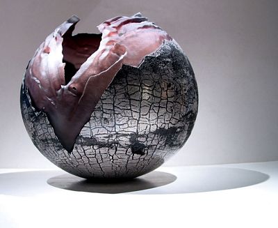 Glass sculpture by Pascal Lemoine